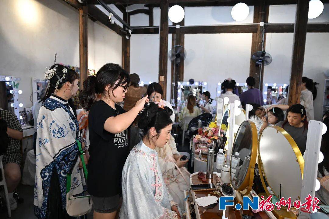 商圈营业额涨了……这个假期福州上大分！开元棋牌app游客增加、文创品卖爆、(图10)